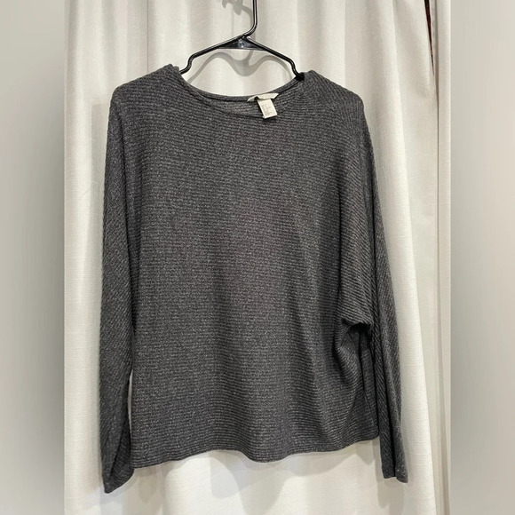 H&M Crew Sweater Crew Neck Sweatshirt Size Small - Picture 1 of 5